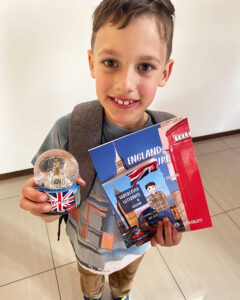 Case of Adventure .com