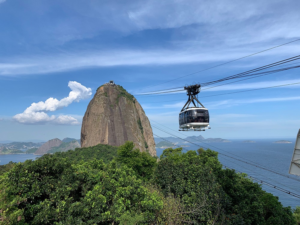 Case of Adventure .com