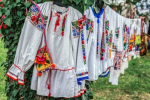 Case of Adventure .com