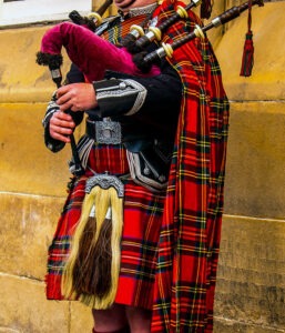 Case of Adventure .com